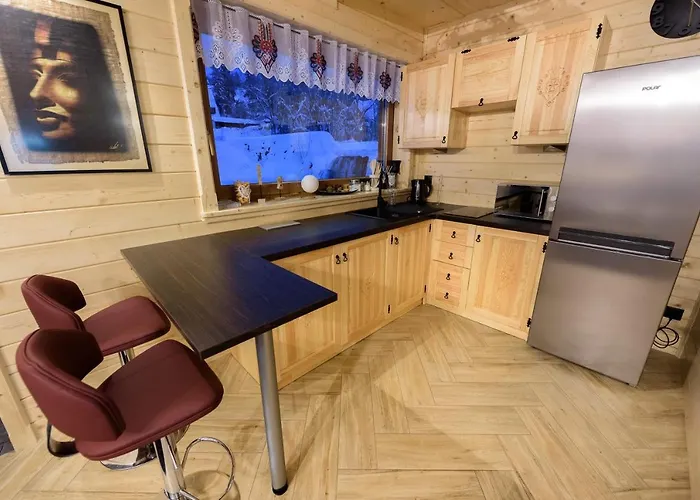 Domek Pod Tama * نوفه تارخ